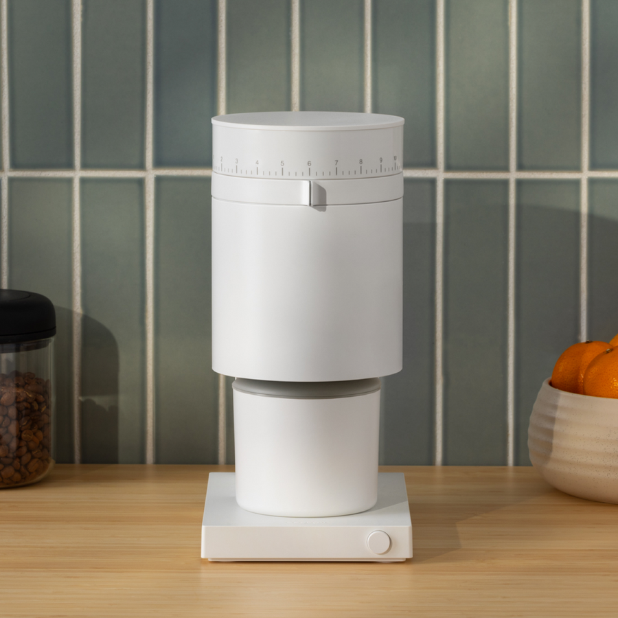 Open image in slideshow, FELLOW OPUS CONICAL BURR GRINDER 220v UK Plug- MATTE WHITE

