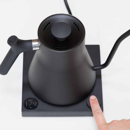 FELLOW Stagg EKG Electric Gooseneck Pouring Kettle - Matte Black (UK PLUG) 